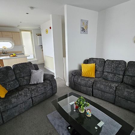 Deluxe Apartment Sleeps Up To 6 Leicester Buitenkant foto