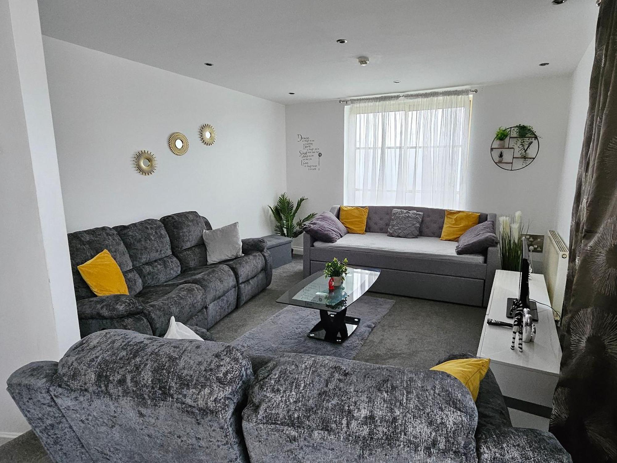 Deluxe Apartment Sleeps Up To 6 Leicester Buitenkant foto